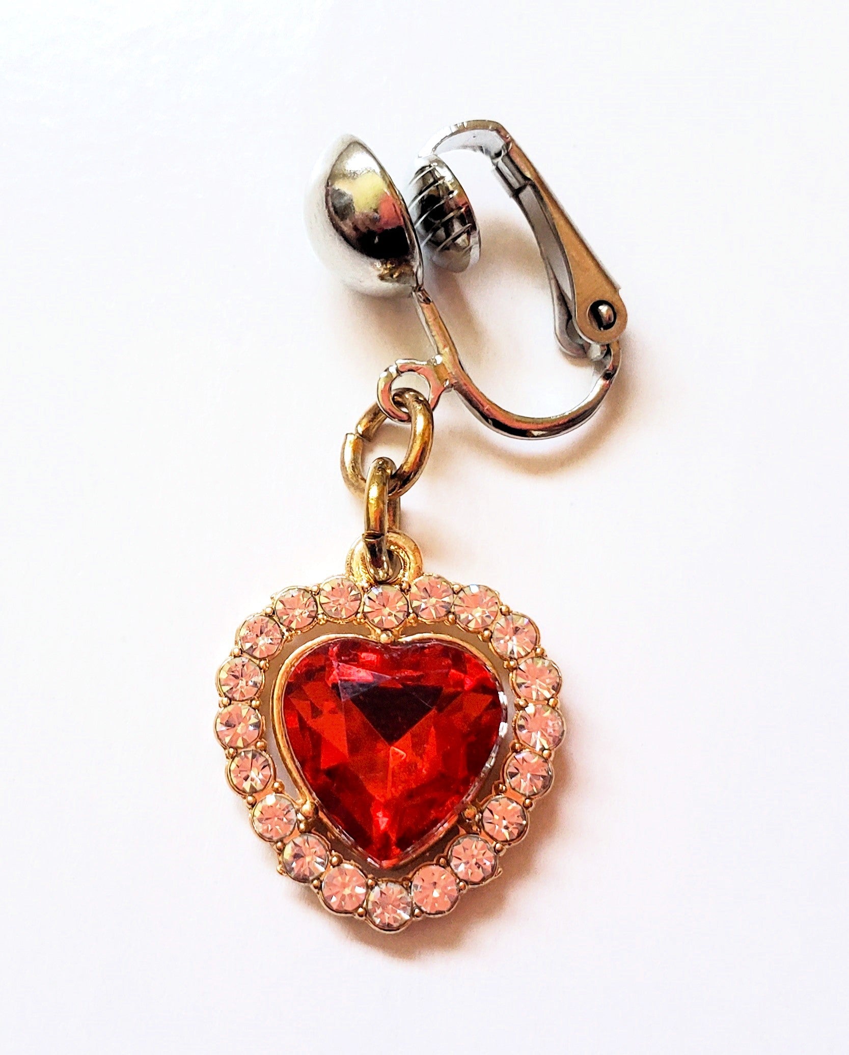 Clip On Rhinestone Heart Pussy Jewelry